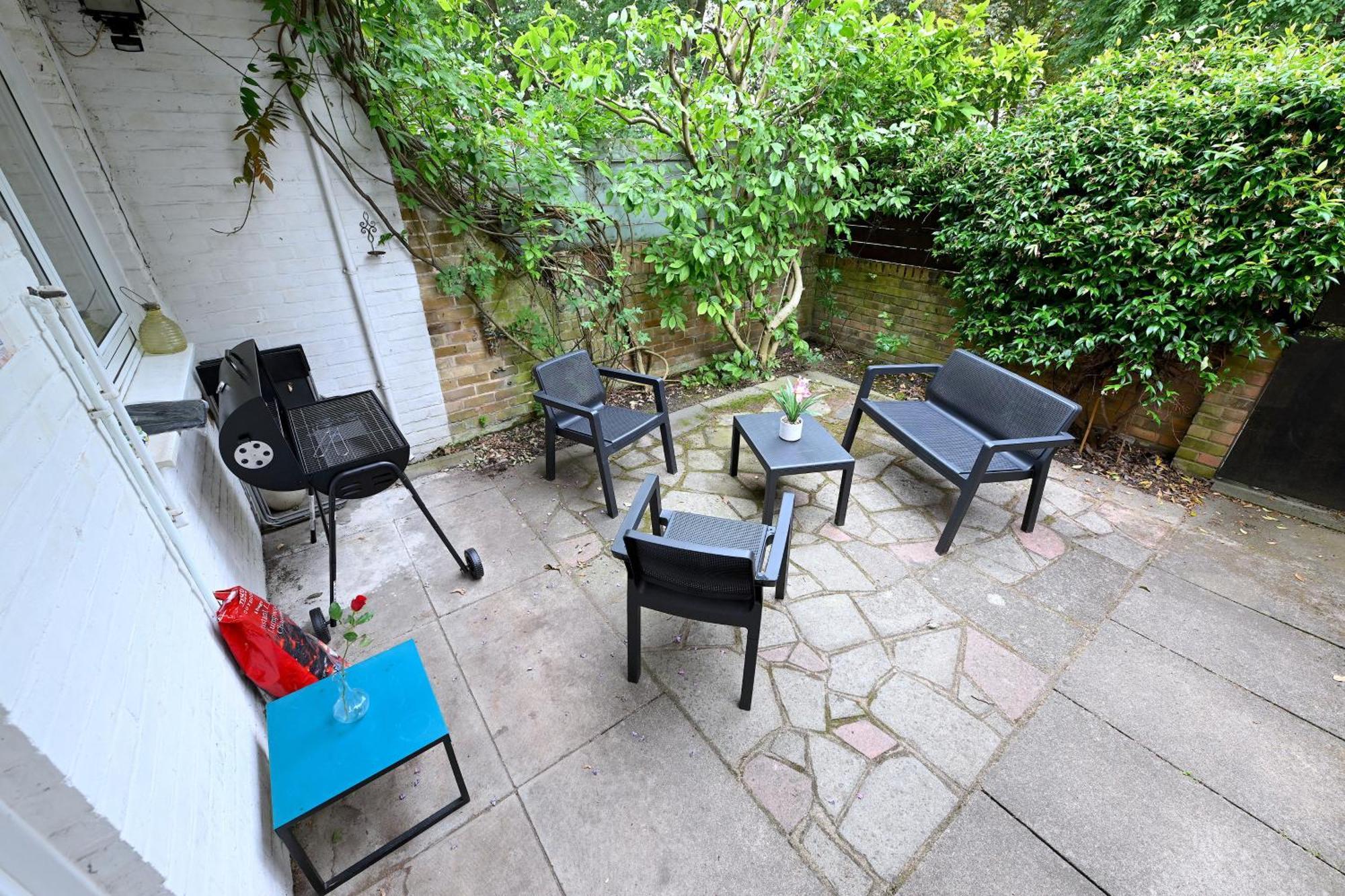 לונדון 4 Bedroom Patio House Regent'S Park - Parking מראה חיצוני תמונה